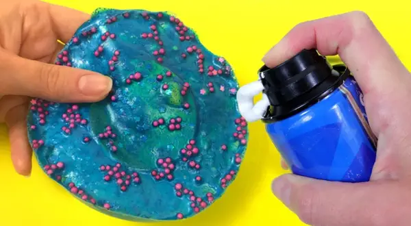 Jak zrobić, żeby slime się rozciągał - sprawdzone triki i składniki